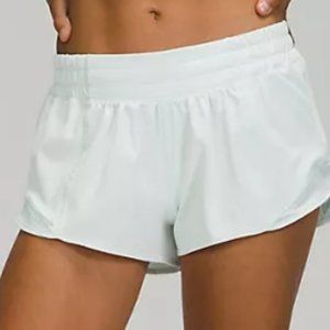 New Lululemon Hotty Hot Short size 6